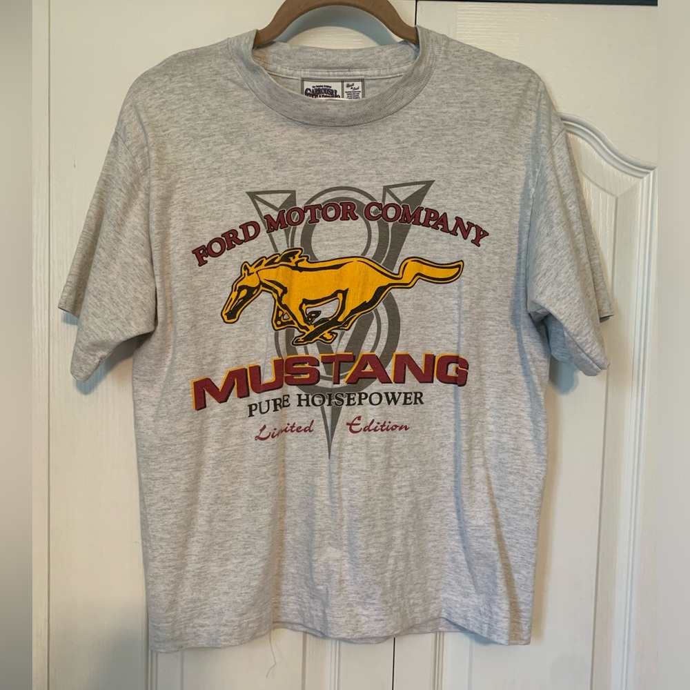 Carrousel Trading Co Mustang Vintage Shirt Size Medium